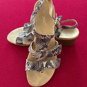 Vionic  Size 10 Glenda Snake Print Strappy Wedge Sandal.